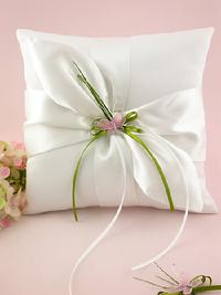 3038-9 Butterfly in Love Ring Pillow $29.99