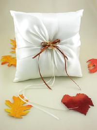 3049-9  Fall in Love Ring Pillow $29.99