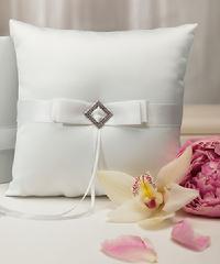 7144 Pure Elegance Ring Pillow $35.98