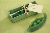 6052 Two Peas in a Pod Candle Favour