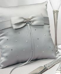 7139 Platinum Ring Pillow 