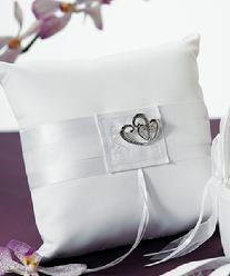 7199 Classic Double Heart Ring Pillow $35.98