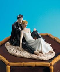 8653 Romantic Beach Couple Cake Topper