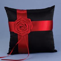 10906 Midnight Rose Ring Pillow