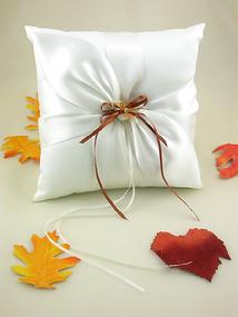 3049-9  Fall in Love Ring Pillow $29.99