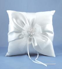 3053-9 Love in Winter Wonderland Ring Pillow $39.99