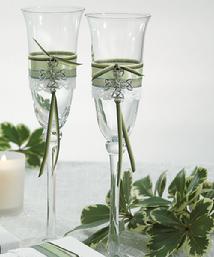 8832 Celtic Charm Champagne Toasting Flutes