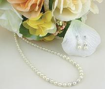 9241 Pearl Necklace, Earrings and Bracelet