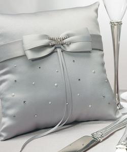 7139 Platinum Ring Pillow $35.98