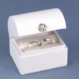 72107 Treasure Chest Ring Box $15.99