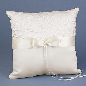 10037 Ivory Satin and Swirls Ring Pillow