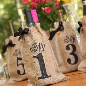 20823 Burlap Table Number Wine Bags