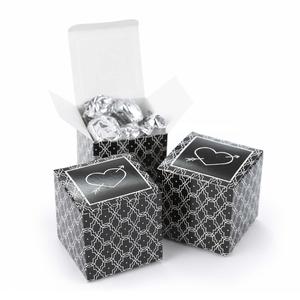 31277 Retro Black & White Favour Boxes