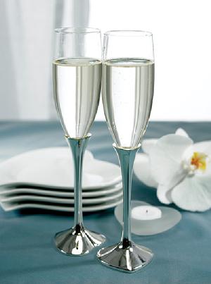 8434 Heart Base Toasting Flutes $49.98